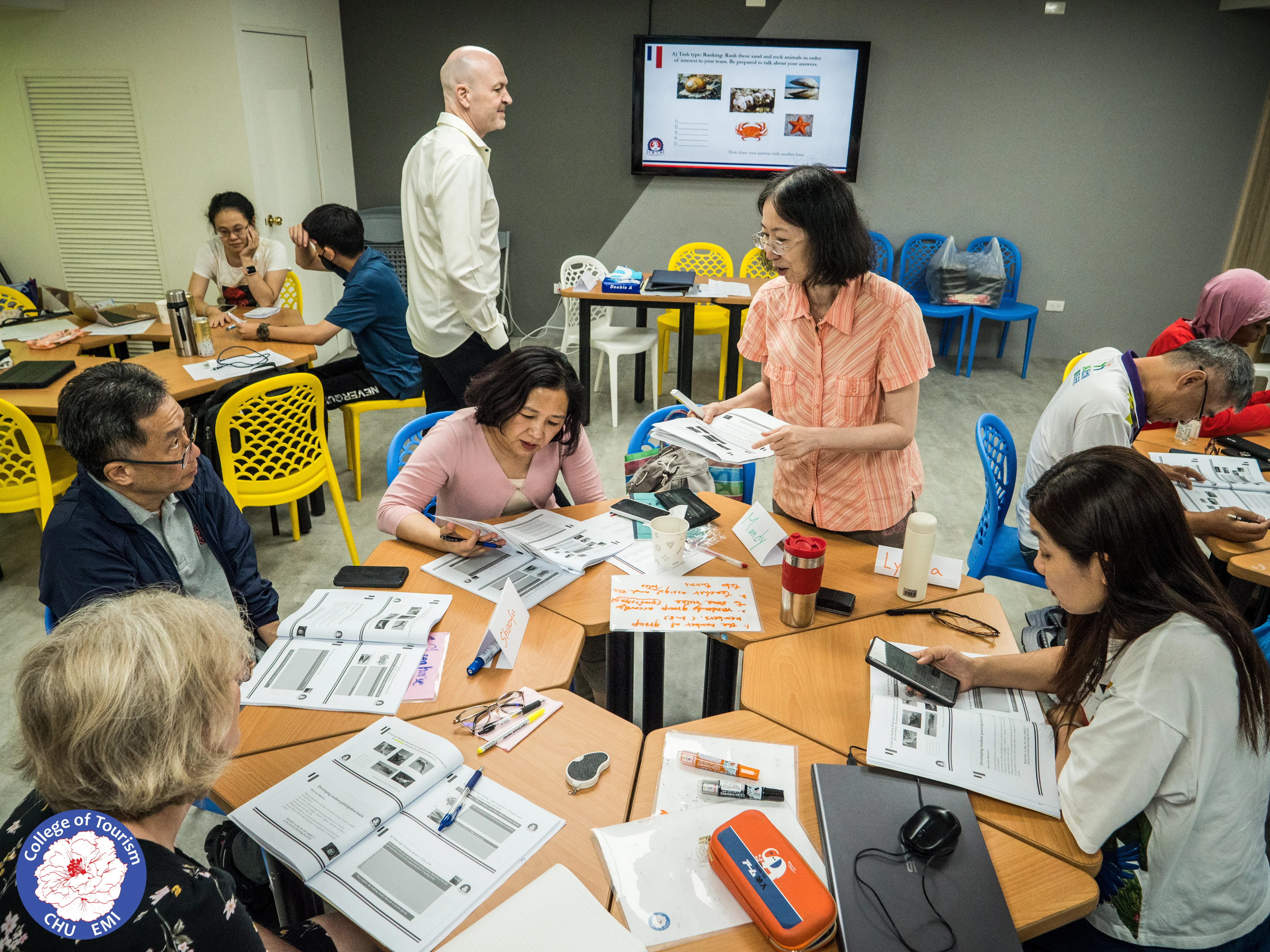Chung Hua University sign